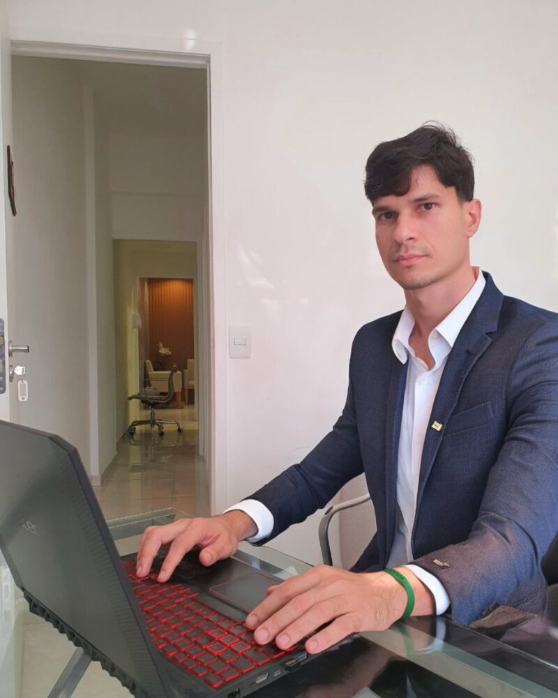 Jonatan Ribeiro - Hipnoterapeuta